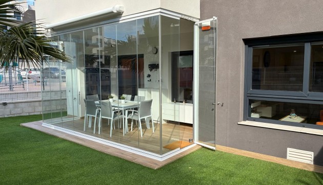 Resale - Apartment - Orihuela Costa - Villamartín