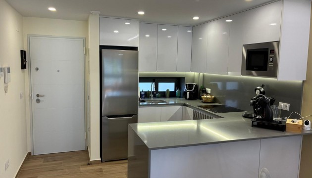 Resale - Apartment - Orihuela Costa - Villamartín