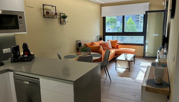 Resale - Apartment - Orihuela Costa - Villamartín