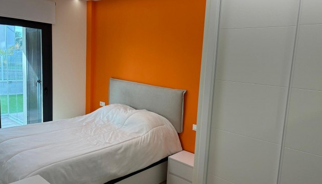 Resale - Apartment - Orihuela Costa - Villamartín