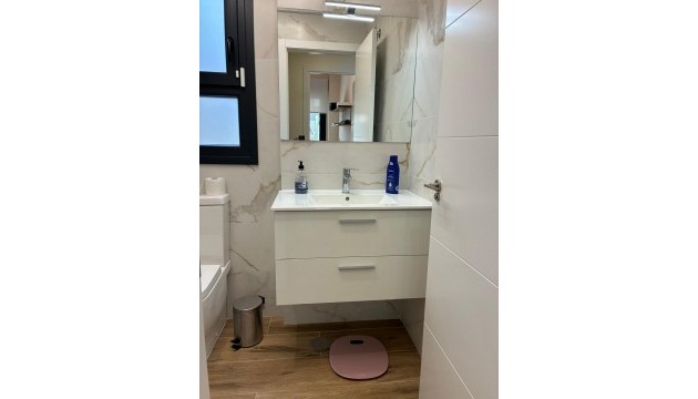 Resale - Apartment - Orihuela Costa - Villamartín