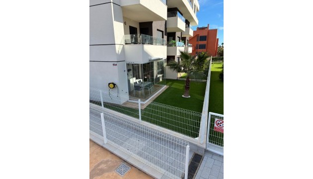 Resale - Apartment - Orihuela Costa - Villamartín
