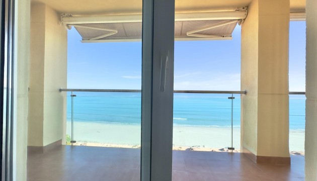 Resale - Apartment - La Manga del Mar Menor - Playa del Esparto-Veneziola