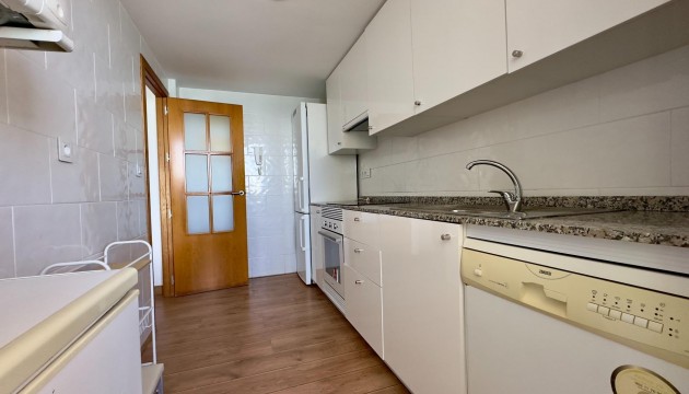 Resale - Apartment - La Manga del Mar Menor - Playa del Esparto-Veneziola