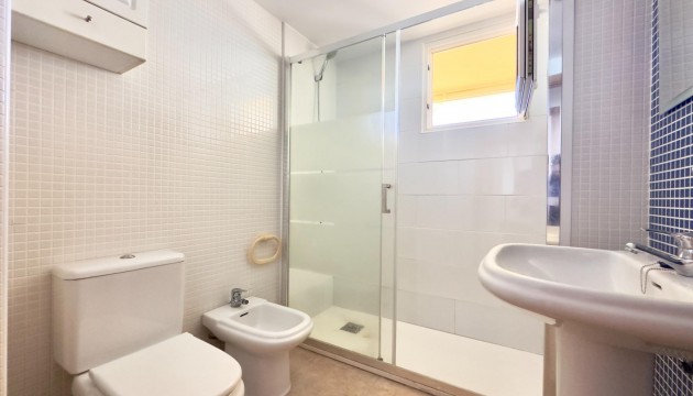 Resale - Apartment - La Manga del Mar Menor - Playa del Esparto-Veneziola