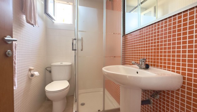 Resale - Apartment - La Manga del Mar Menor - Playa del Esparto-Veneziola