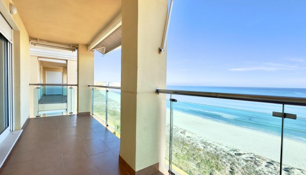 Resale - Apartment - La Manga del Mar Menor - Playa del Esparto-Veneziola