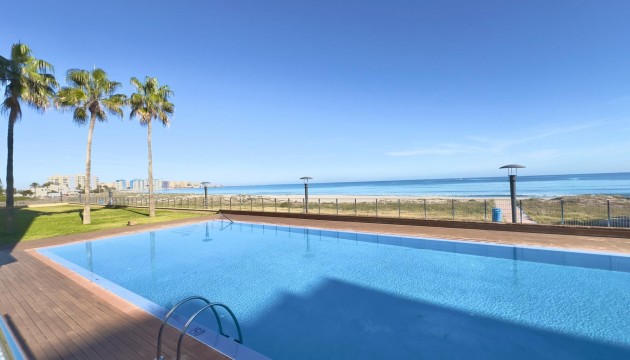 Resale - Apartment - La Manga del Mar Menor - Playa del Esparto-Veneziola