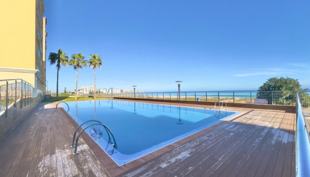 Resale - Apartment - La Manga del Mar Menor - Playa del Esparto-Veneziola
