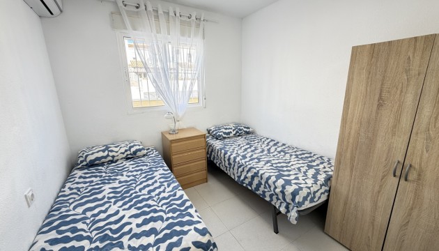 Resale - Apartment - Orihuela Costa - Villamartín