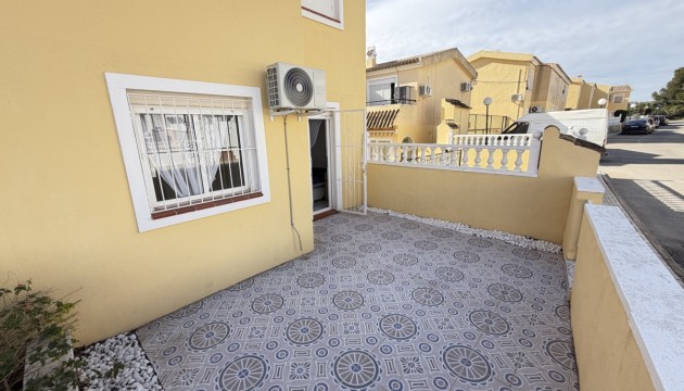 Resale - Apartment - Orihuela Costa - Villamartín