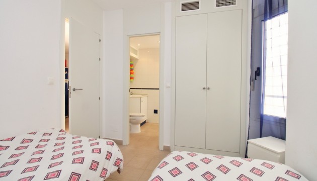 Resale - Apartment - Orihuela Costa - Playa Flamenca