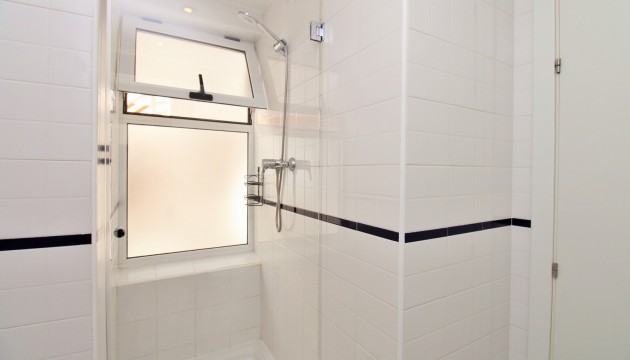 Resale - Apartment - Orihuela Costa - Playa Flamenca