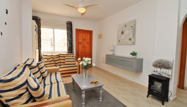 Resale - Apartment - Orihuela Costa - Villamartín