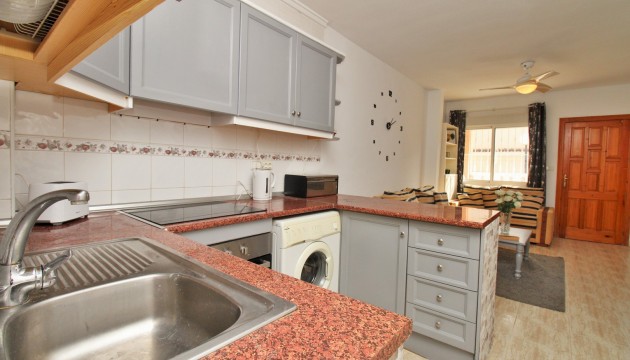 Resale - Apartment - Orihuela Costa - Villamartín