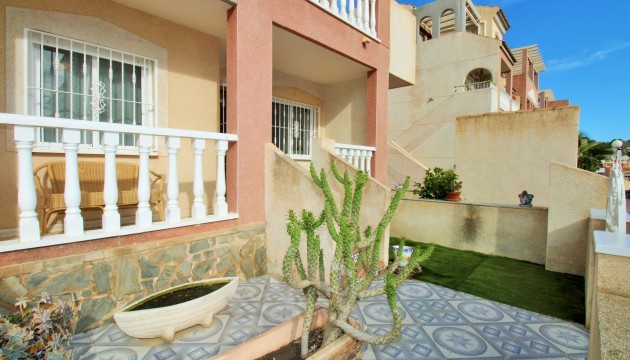 Resale - Apartment - Orihuela Costa - Villamartín