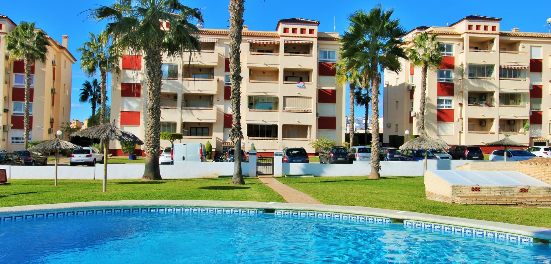 Apartment in Playa Flamenca - Image 2