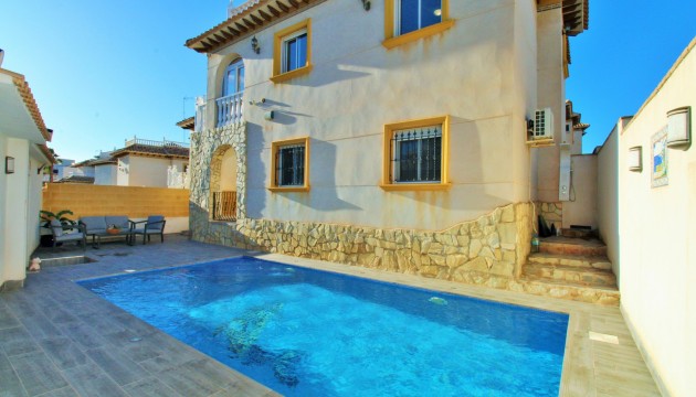 Resale - Detached Villa - Orihuela Costa - Playa Flamenca