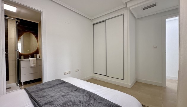 Перепродажа - Квартира - Torrevieja