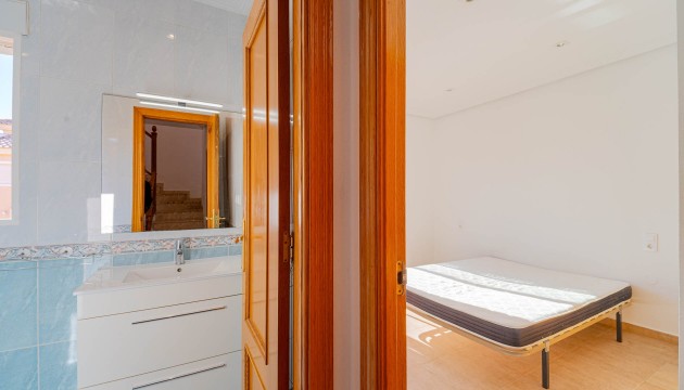 Resale - Townhouse - Orihuela Costa - Punta Prima