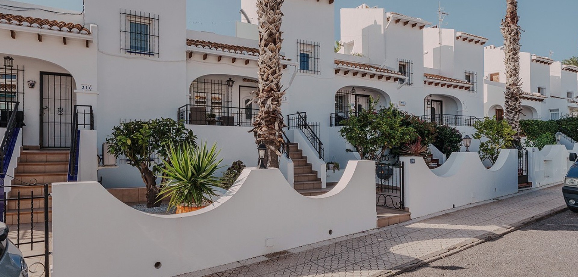 Apartment in Villamartin - view 1