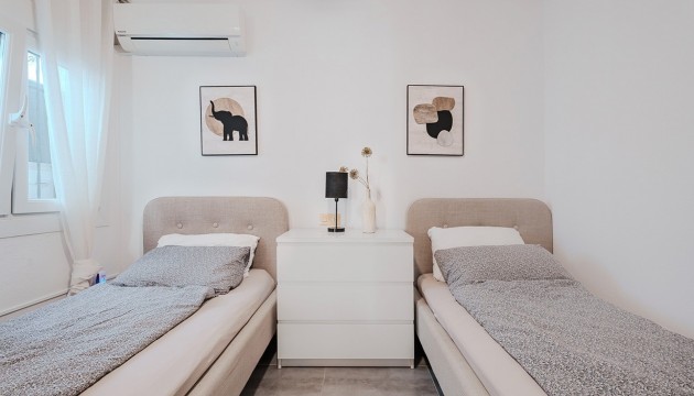 Resale - Duplex - Orihuela Costa - Villamartín