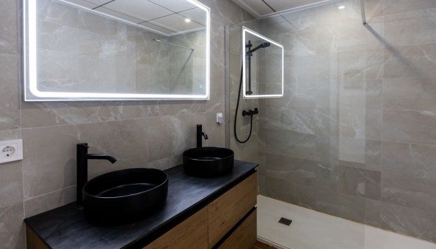 Перепродажа - Таунхаус - Torrevieja