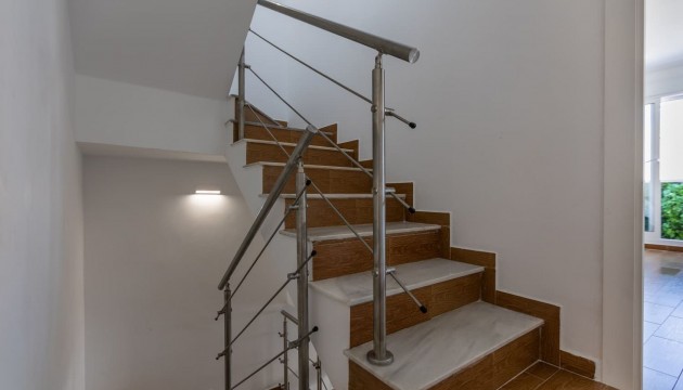 Перепродажа - Таунхаус - Torrevieja