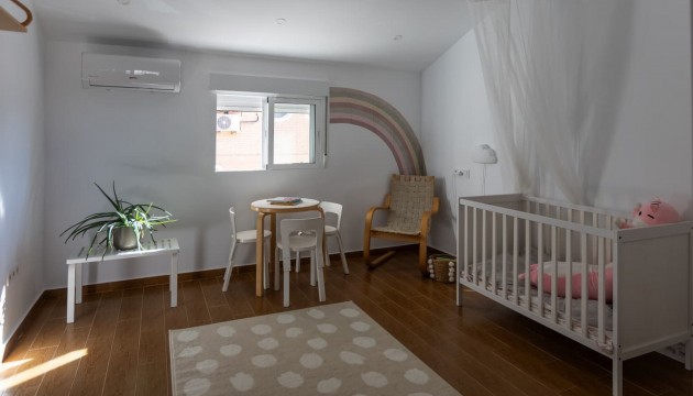 Перепродажа - Таунхаус - Torrevieja