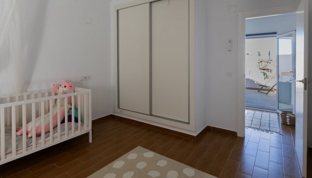 Перепродажа - Таунхаус - Torrevieja