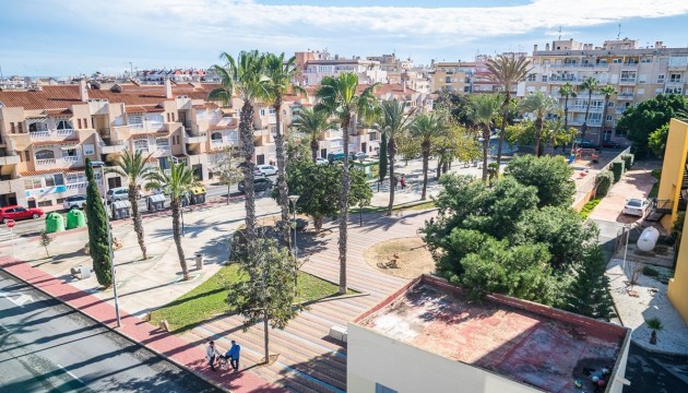 Resale - Apartment - Torrevieja - Calas Blancas