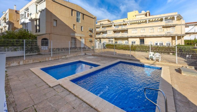Resale - Apartment - Torrevieja - Playa de los Locos