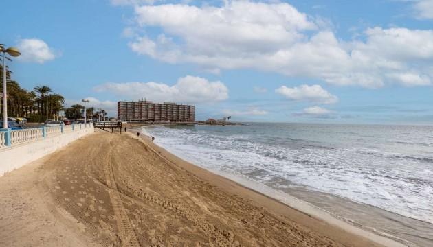 Resale - Apartment - Torrevieja - Playa de los Locos