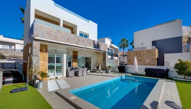 Begagnad - Fristående Villa - Torrevieja