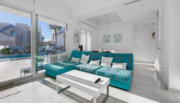 Begagnad - Fristående Villa - Torrevieja