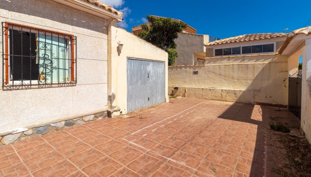 Resale - Detached Villa - Orihuela Costa - Playa Flamenca