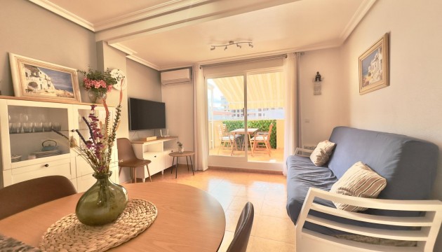 Resale - Apartment - Torrevieja - Torrelamata - La Mata