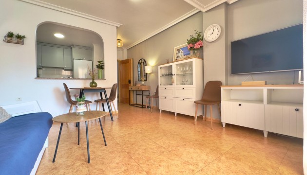 Resale - Apartment - Torrevieja - Torrelamata - La Mata