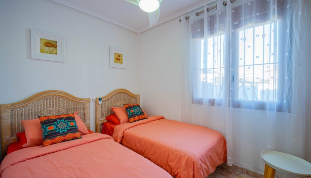 Resale - Townhouse - Orihuela Costa - Playa Flamenca
