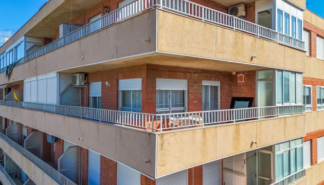 Resale - Apartment - Torrevieja - El Acequión - Los Náufragos