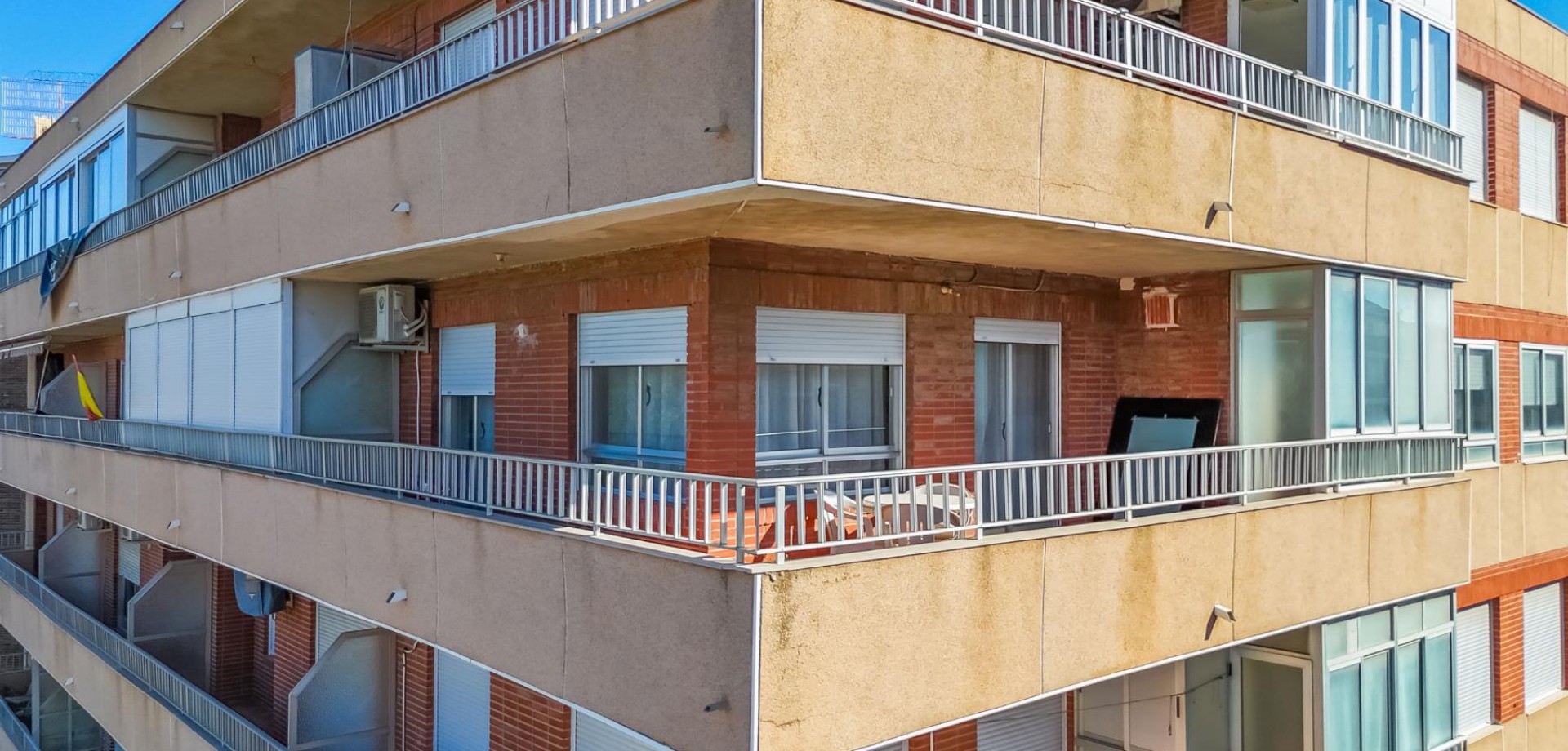 Apartment in Torrevieja - Image 3