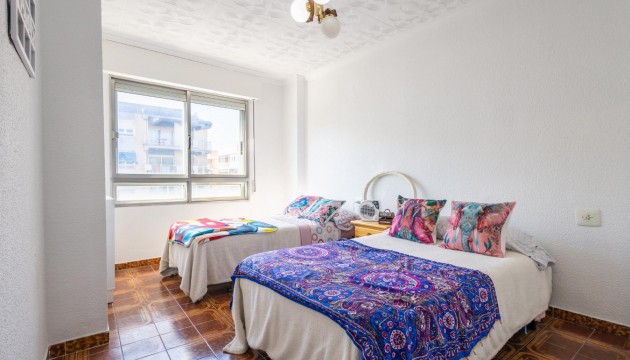 Resale - Apartment - Torrevieja - El Acequión - Los Náufragos