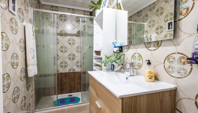 Resale - Apartment - Torrevieja - El Acequión - Los Náufragos