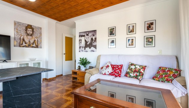 Resale - Apartment - Torrevieja - El Acequión - Los Náufragos