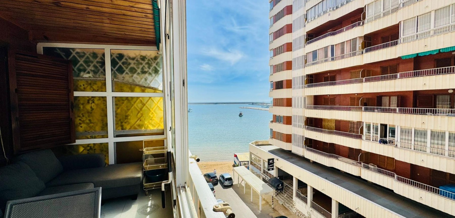 Apartment in Torrevieja - Image 2