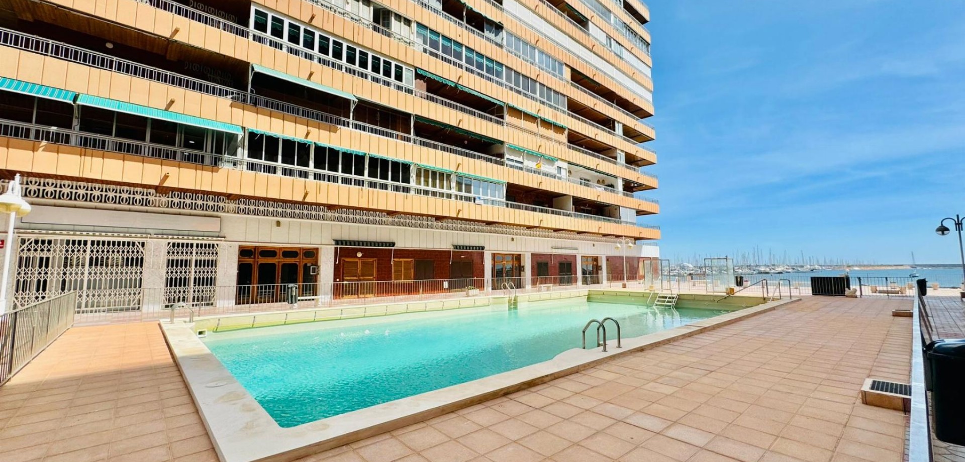 Apartment in Torrevieja - Image 3