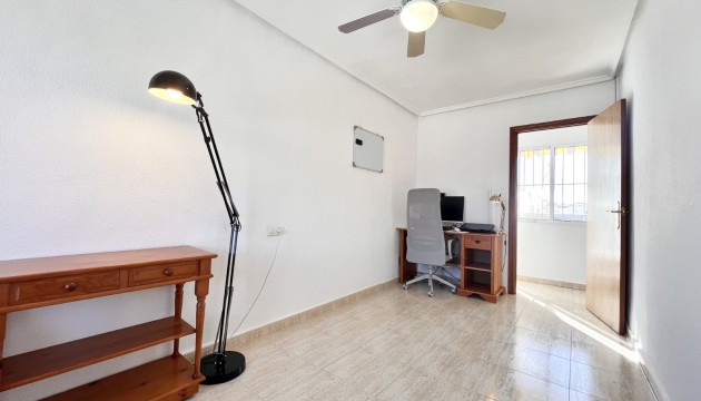 Resale - Townhouse - Torrevieja - La Siesta - El Salado -  Torreta