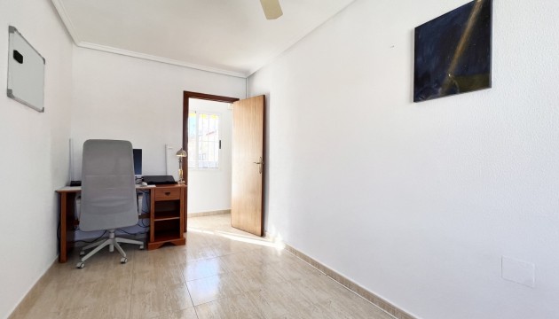 Resale - Townhouse - Torrevieja - La Siesta - El Salado -  Torreta
