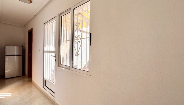 Resale - Townhouse - Torrevieja - La Siesta - El Salado -  Torreta