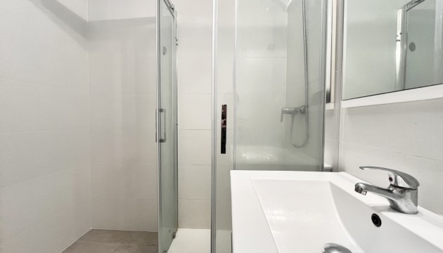 Resale - Townhouse - Torrevieja - La Siesta - El Salado -  Torreta